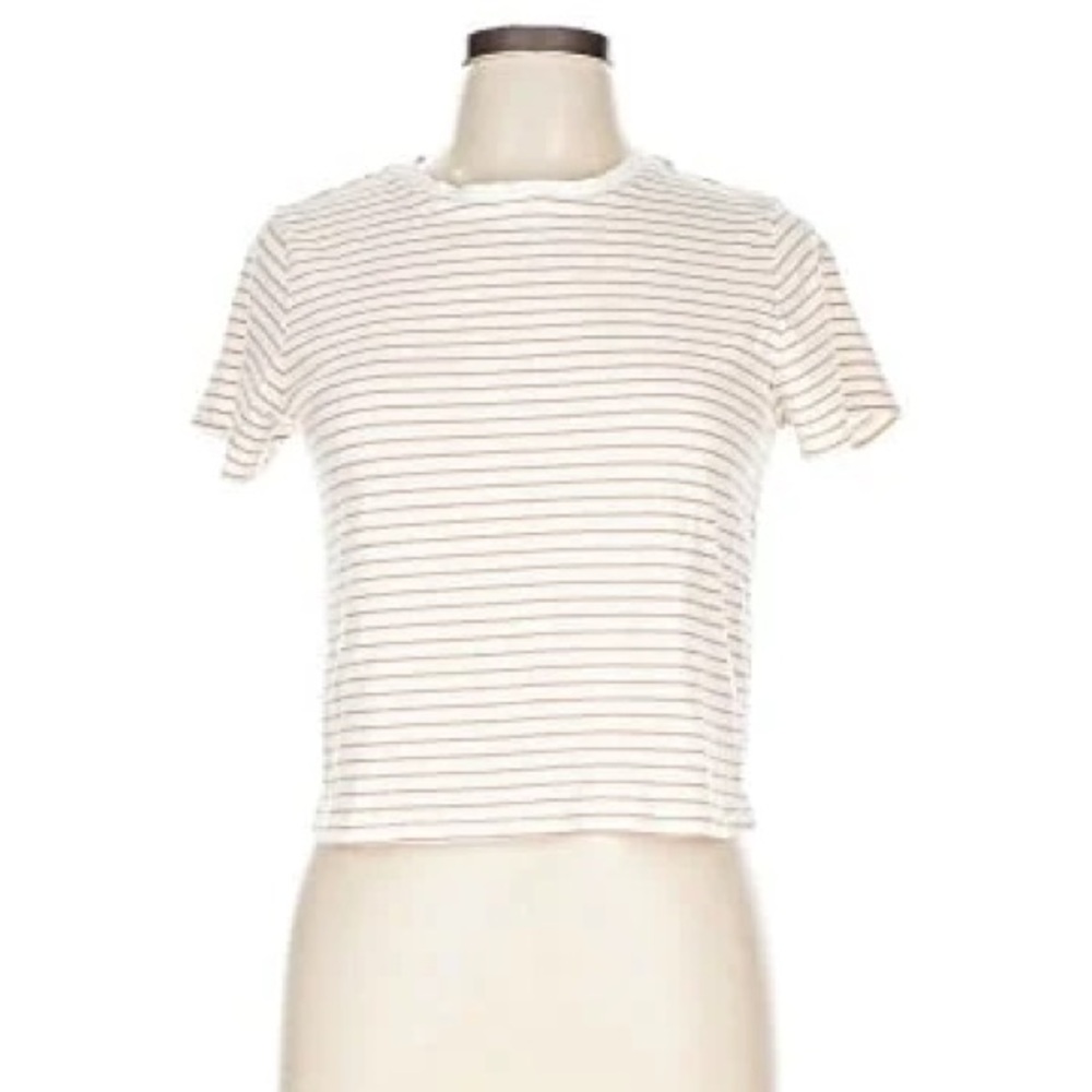 Old navy striped tee!